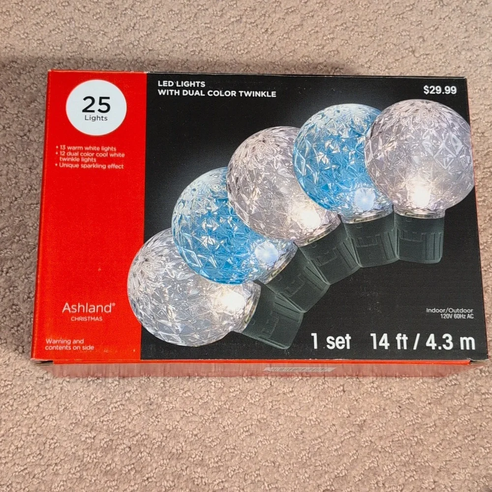 LED Dual Color Twinkle Christmas Lights in White and Blue NEW (set #2)
